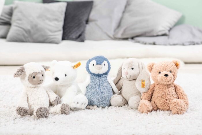 Steiff Hoppie Hase 18 cm hellgrau, Plüschtier Hase mit Schlappohren, Soft Cuddly Friends, flauschiges Stofftier zn – Bild 6